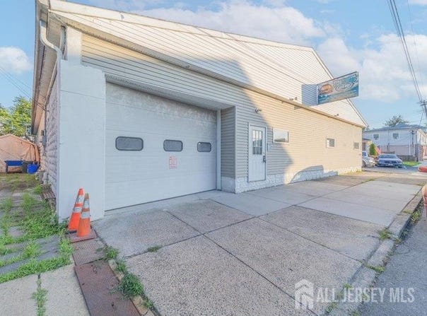 7 Hooker Street, Jamesburg, NJ 08831