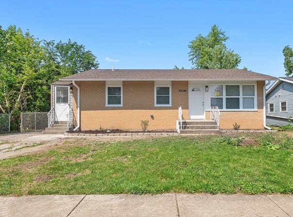 2203 220th  A Street, Sauk Village, IL 60411