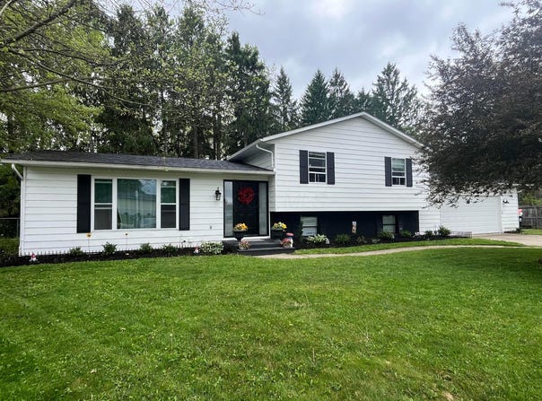 1330 Sequoia Lane, Heath, OH 43056