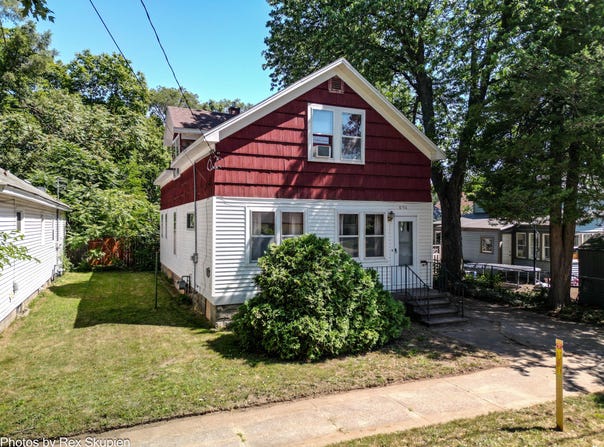 892 W Forest Avenue, Muskegon, MI 49441