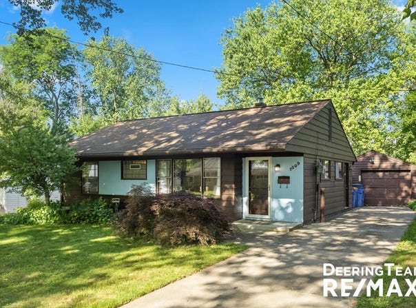 1309 Eastern Place NE, Grand Rapids, MI 49505