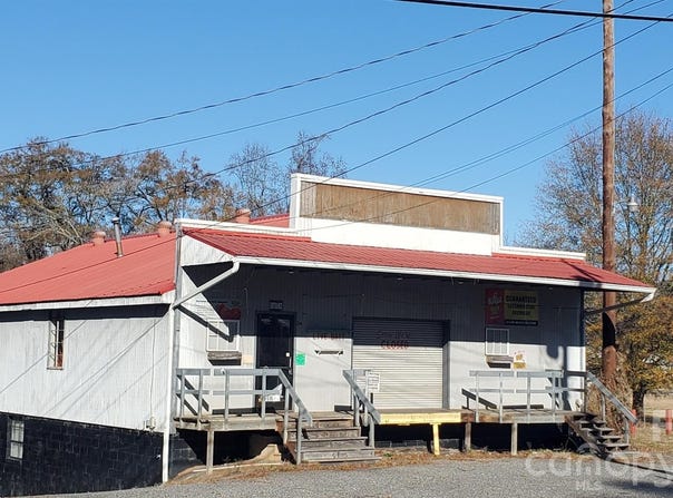 214 E Trade Street, Dallas, NC 28034
