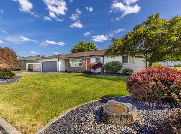 11918 E Grace Ave, Spokane Valley, WA 99206