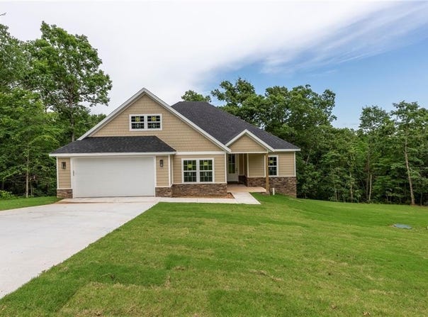 7 Boreray  LN, Bella Vista, AR 72715
