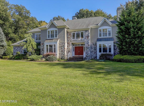 26 Bruns Road, Allenhurst, NJ 07711