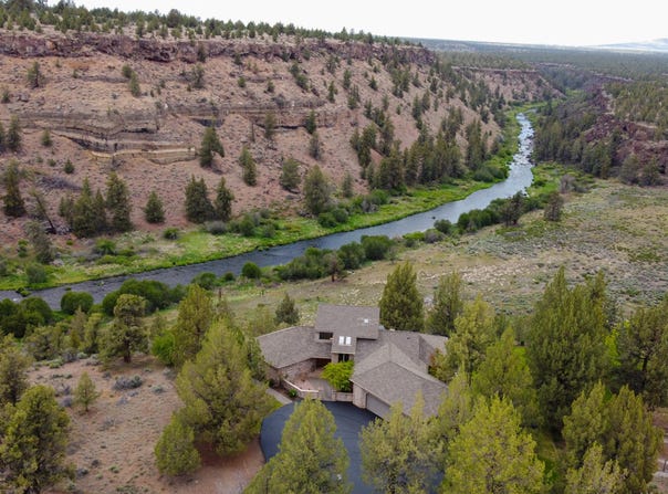 8110 NW Grubstake Way, Redmond, OR 97756