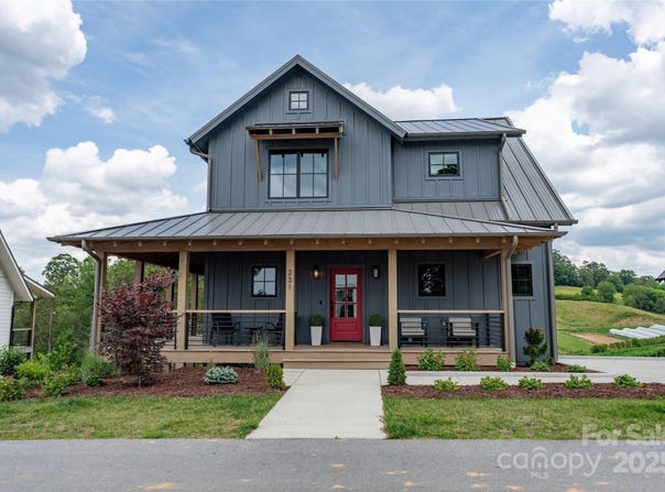 231 Westridge Farm Drive, Asheville, NC 28804