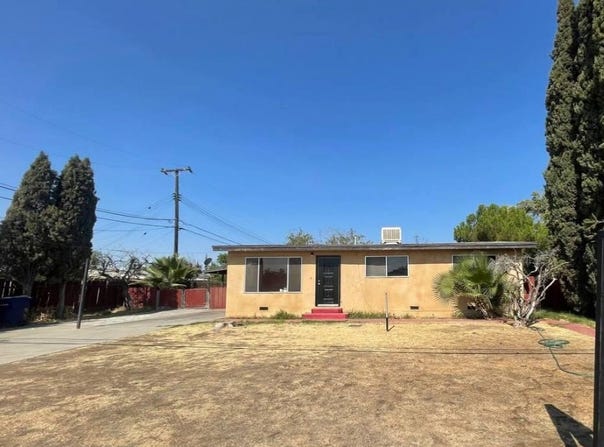 11058 Jones Street, Hanford, CA 93230