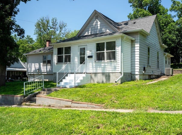 302 E Broadway Street, Colfax, IA 50054