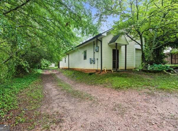 600 Hoyt, Cornelia, GA 30531
