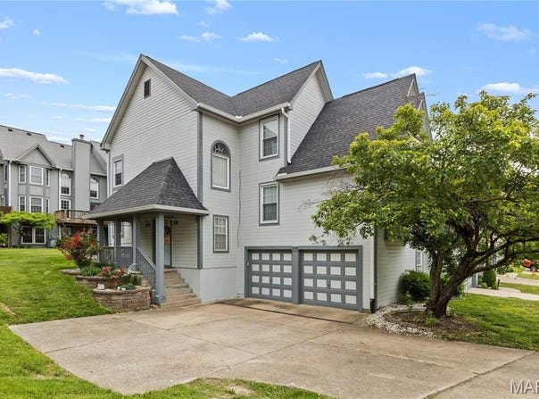 898 Westerfield Drive, St Charles, MO 63304