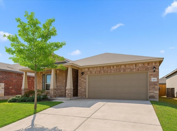 212 Gunther Way, Taylor, TX 76574
