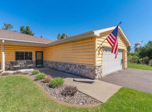301 CHRISTOPHER ST, Eagle River, WI 54521