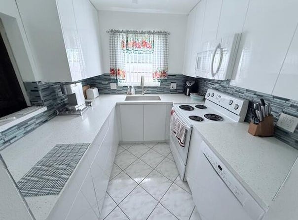 41 Upminster B Crescent, Deerfield Beach, FL 33442
