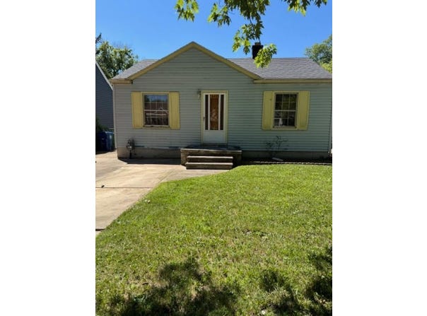19465 Seminole, Redford, MI 48240