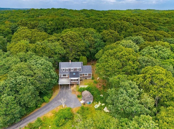 27 Upland Avenue, Falmouth, MA 02540