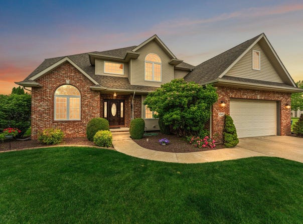 9560 W 96th Place, St. John, IN 46373