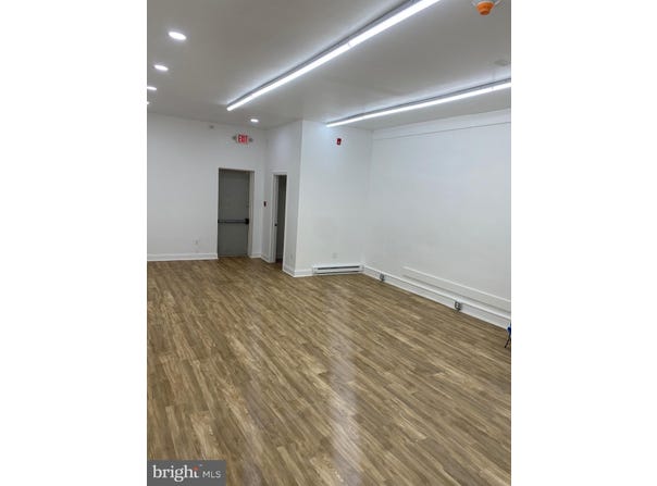 535 MACDADE BOULEVARD, DARBY, PA 19023