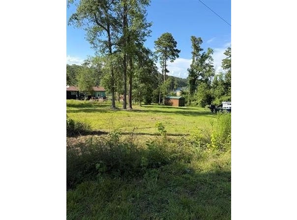 234 Hillcrest Dr, Hemphill, TX 75948