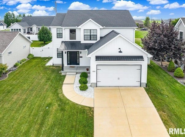 1302 HAMPTON Road, Washington, IL 61571