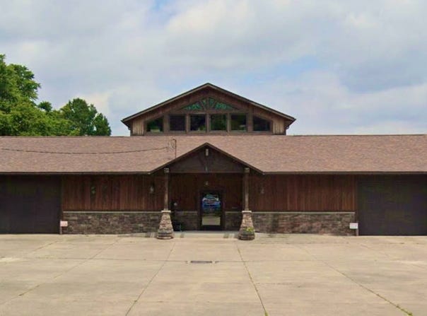 359 E Sunset Dr, Rittman, OH 44270