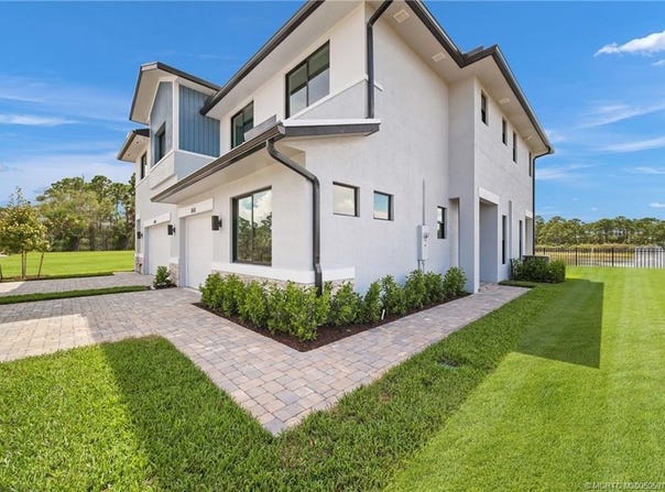 3654 SW Magnolia Ridge Lane, Palm City, FL 34990