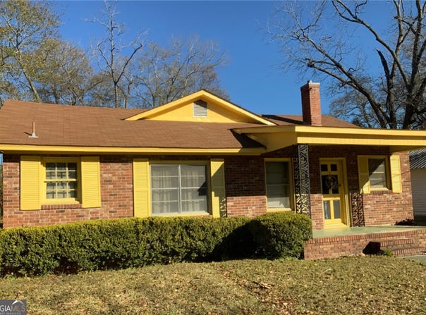 118 Roundtree, Statesboro, GA 30458