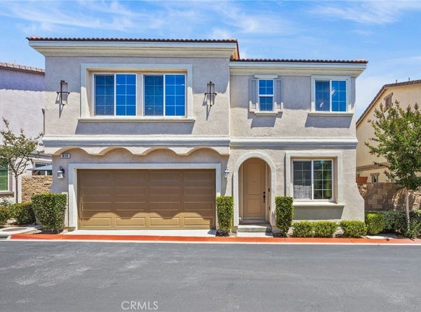 819 Mitchell, Upland, CA 91784