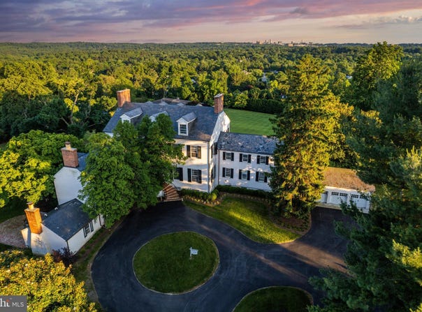 2207 EASTLAKE Road, LUTHERVILLE TIMONIUM, MD 21093