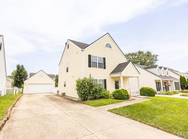 248 Brookmont Drive, Belleville, IL 62221