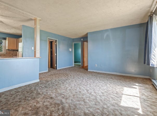 258 N LOCUST POINT ROAD, MECHANICSBURG, PA 17050