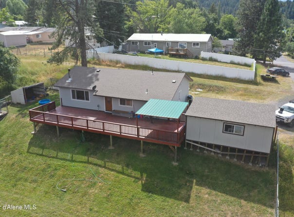 1011 S. 1st St., St. Maries, ID 83861