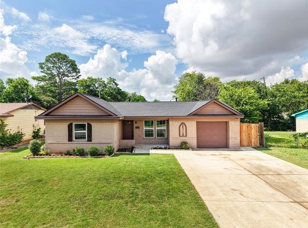 2710 Anderson Street, Irving, TX 75062