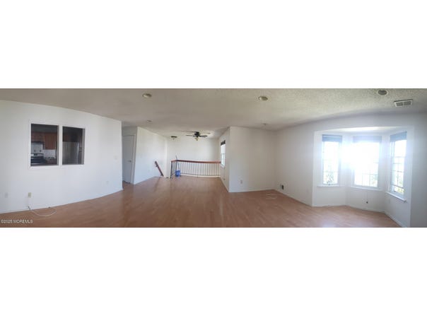 320 Tulip Lane, Freehold, NJ 07728