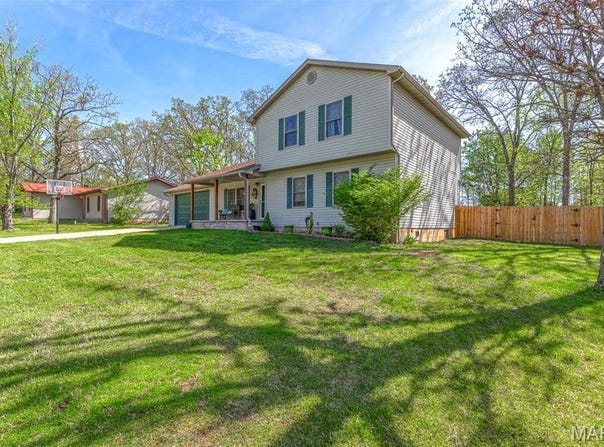 1736 JC Avenue, Waynesville, MO 65583