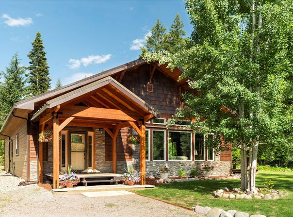 533 Center Drive, Troy, MT 59935