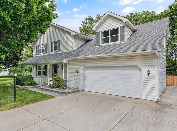 50744 Park Lane, Granger, IN 46530