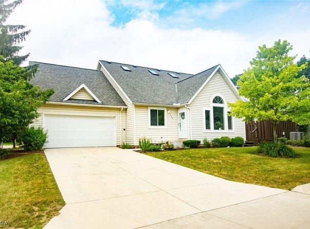 7142 N Oxshire Place, Concord, OH 44077