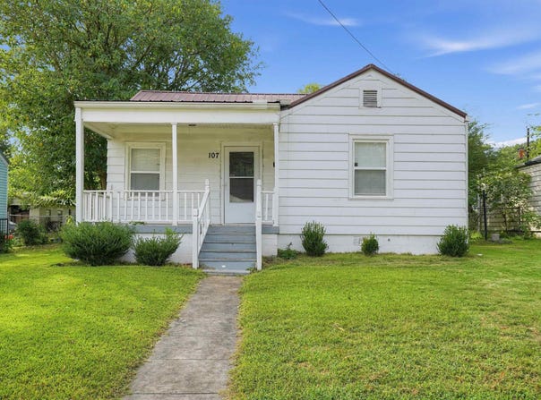 107 WOODWARD DRIVE, HUEYTOWN, AL 35023