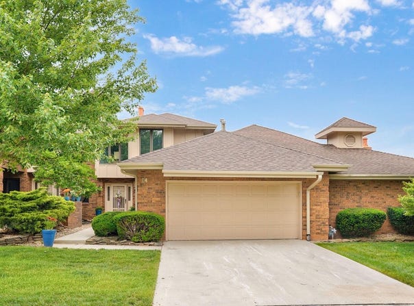 3141 E Raynell Street, Springfield, MO 65804