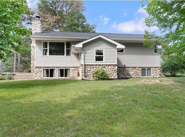 23481 Fontana Street NE, Linwood Twp, MN 55079