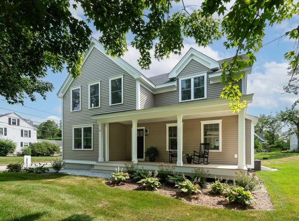 11 Locke Street, Dover, NH 03820