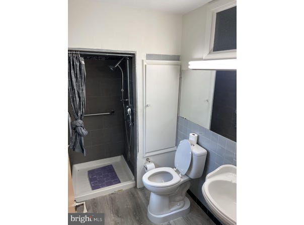 7757 GREEN VALLEY ROAD, WYNCOTE, PA 19095
