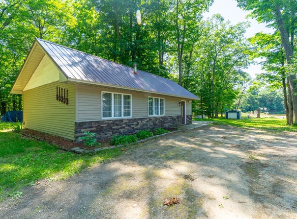 11901 187th Avenue, Stanwood, MI 49346