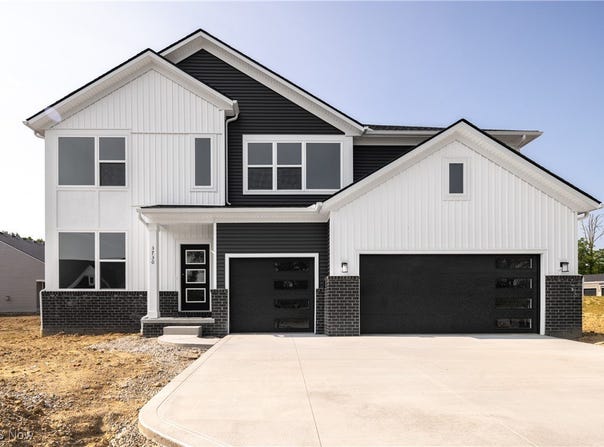 3730 Overlook Court, Akron, OH 44333