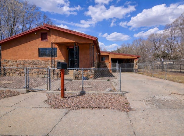 112 Silva Avenue, Las Vegas, NM 87701