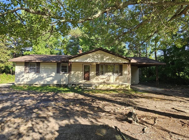2100 N Webb Street, Selma, NC 27576