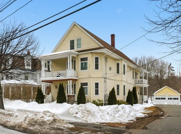 81 Chestnut St, Andover, MA 01810