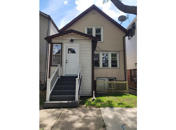 1542 Fischrupp Avenue, Whiting, IN 46394