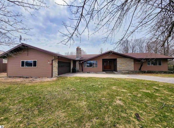 W 11635 Lake Street, Naubinway, MI 49762